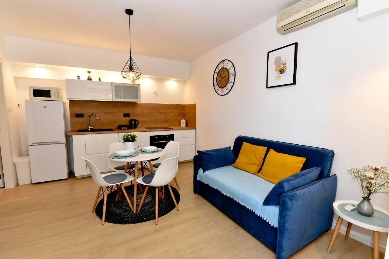 Apartment Paola-Ivana Zadar