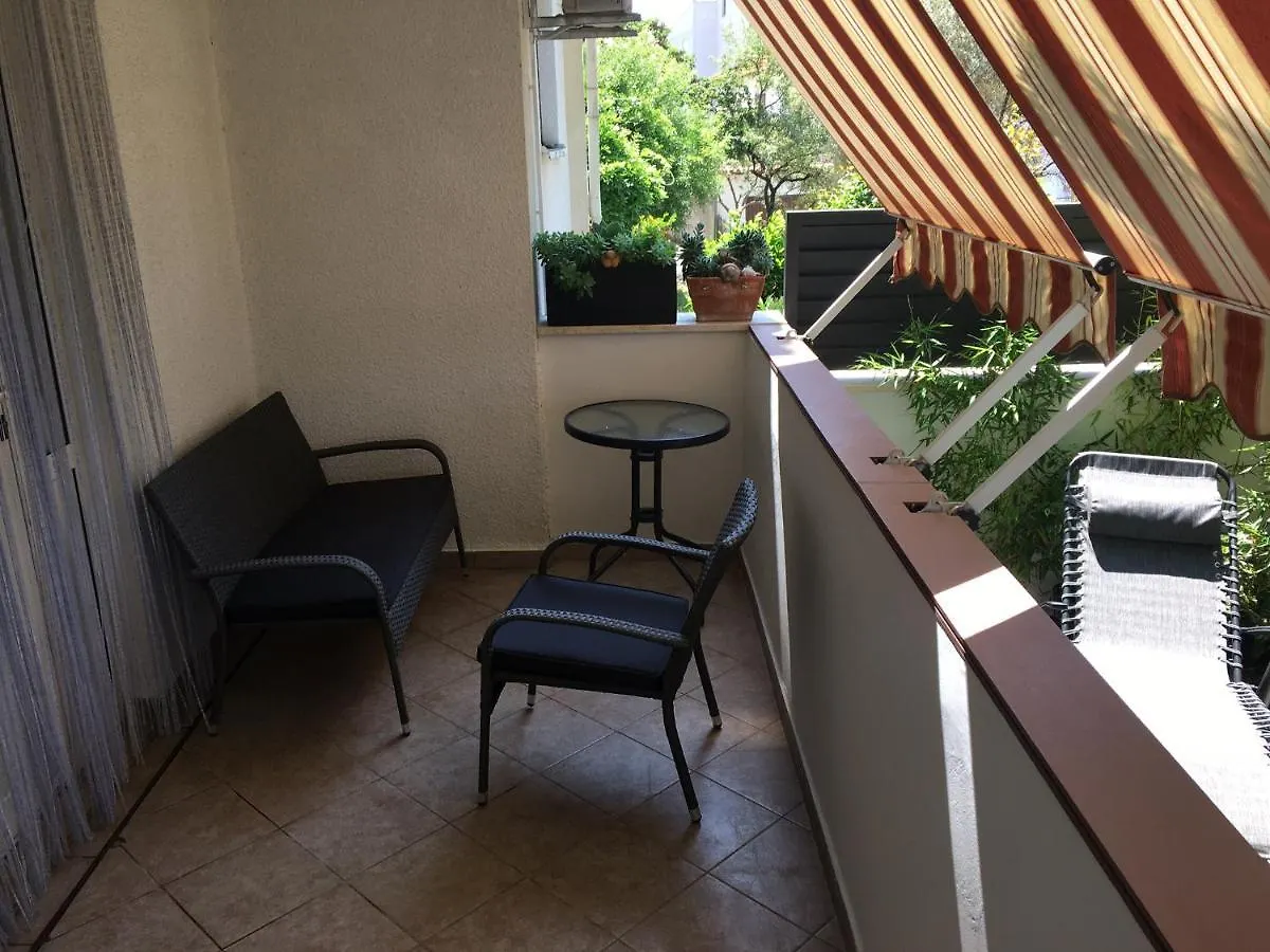 Apartment Paola-Ivana Zadar