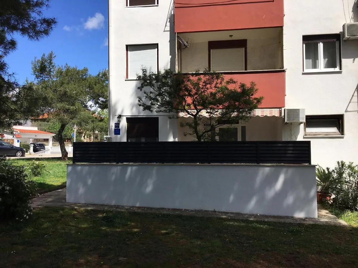 Apartment Paola-Ivana Zadar